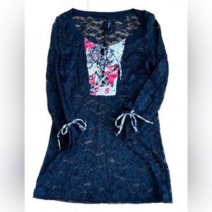 BKE Boutique black lace tunic. Size large
